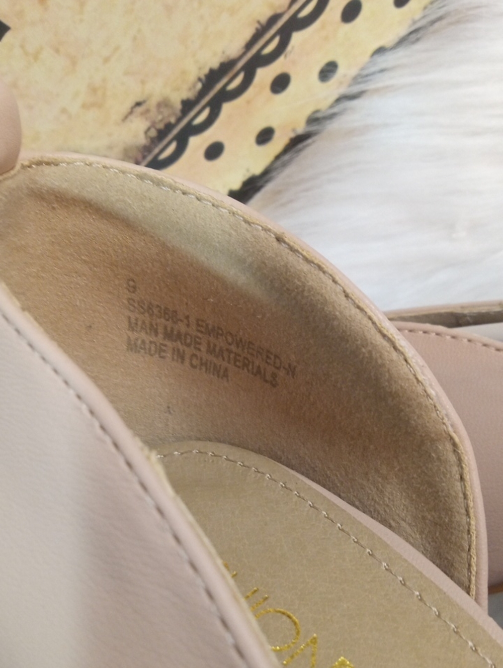 FASHION NOVA STILETO HEELS - Picture 7 of 12